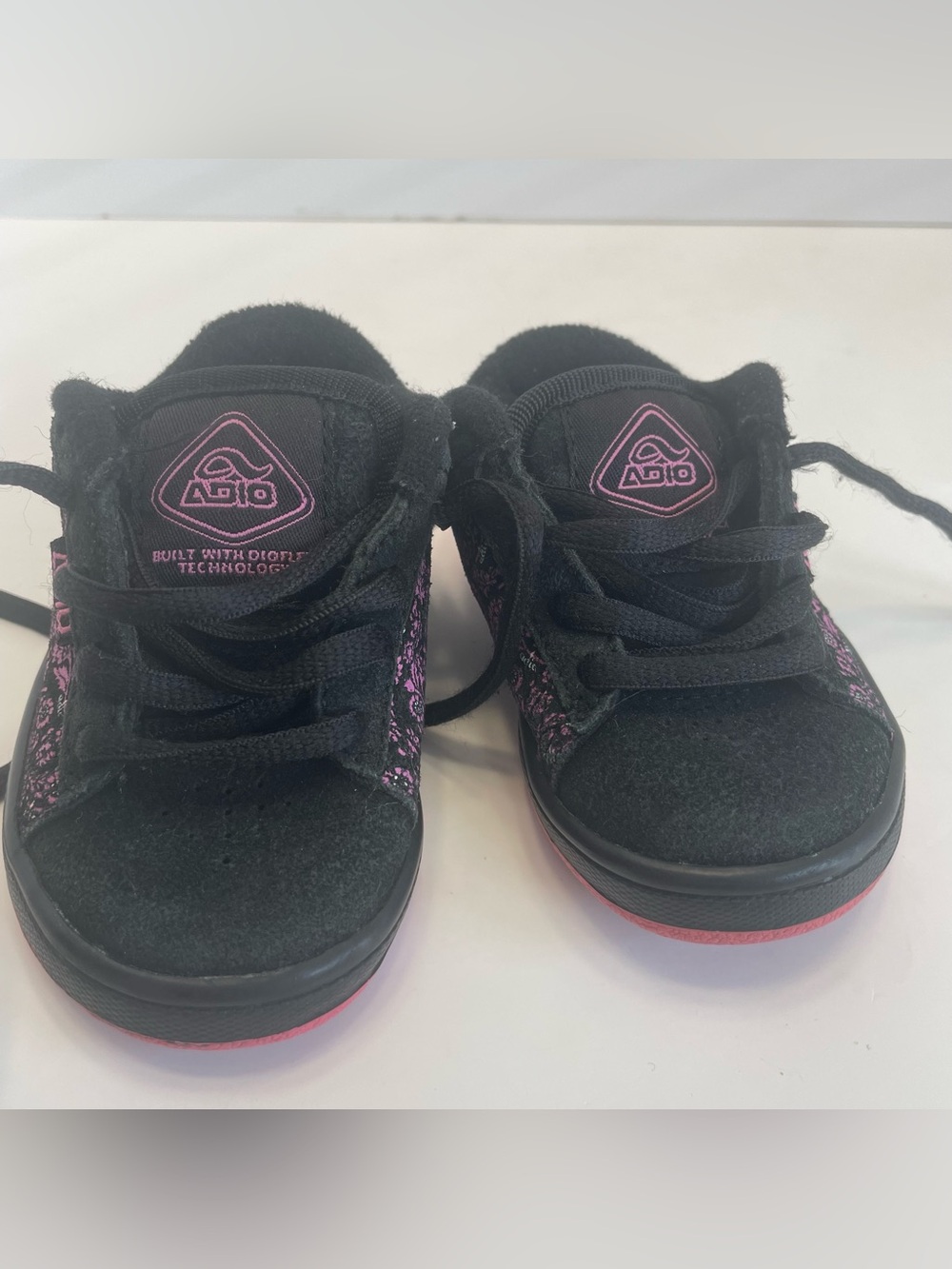 Adio Toddler Floral Skater Sneakers US 5 Black & Pink